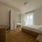 Paul House Brenta