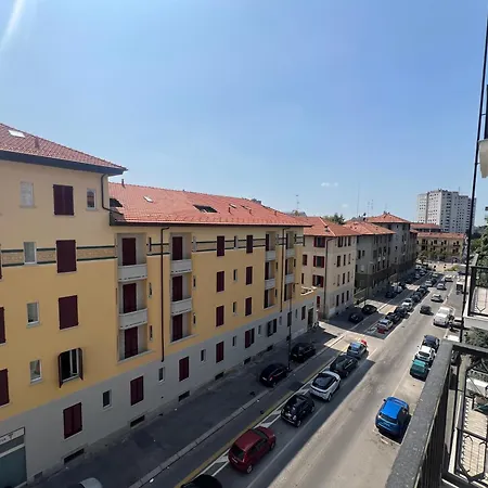 Paul House Brenta شقة