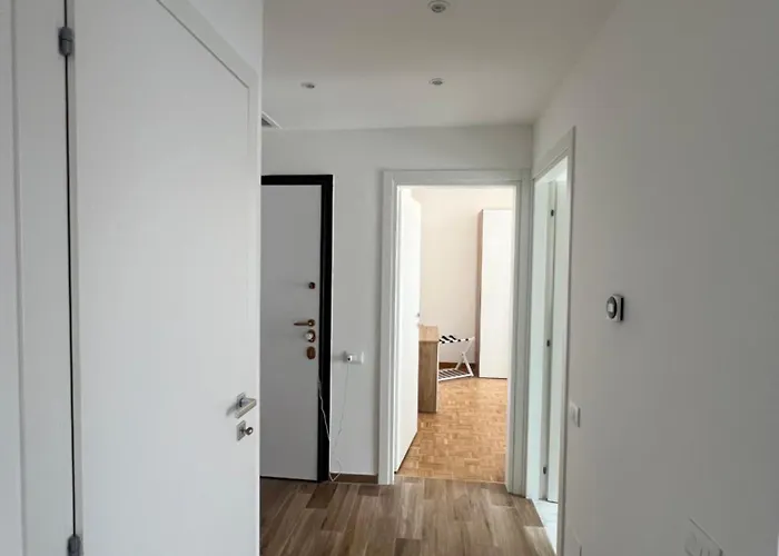 Paul House Brenta شقة ميلان