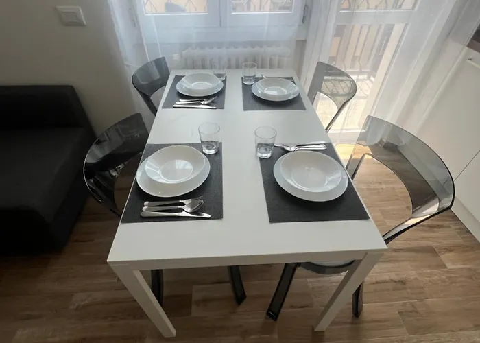 Paul House Brenta ميلان